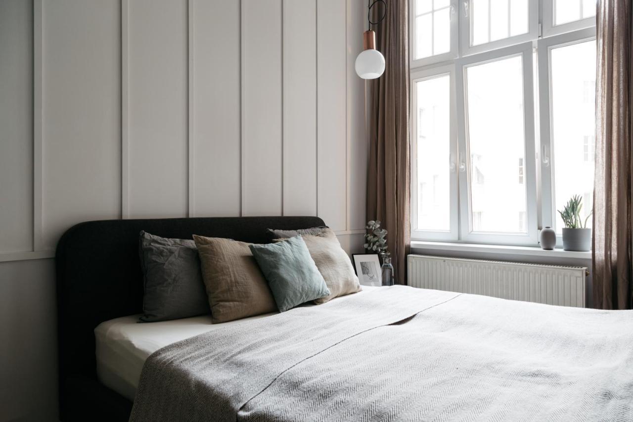 Gellerico Apartments Deak Square Budapest Luaran gambar