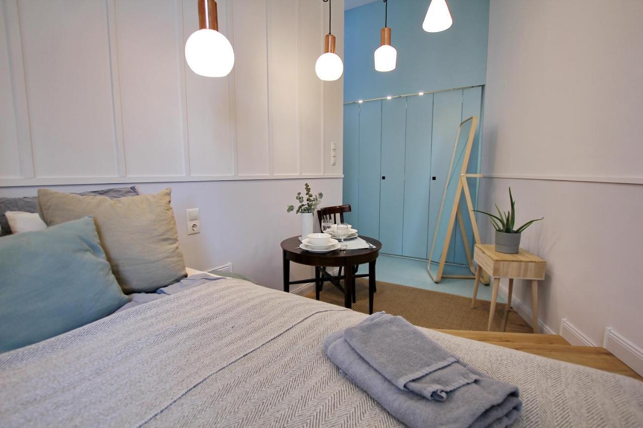 Gellerico Apartments Deak Square Budapest Luaran gambar